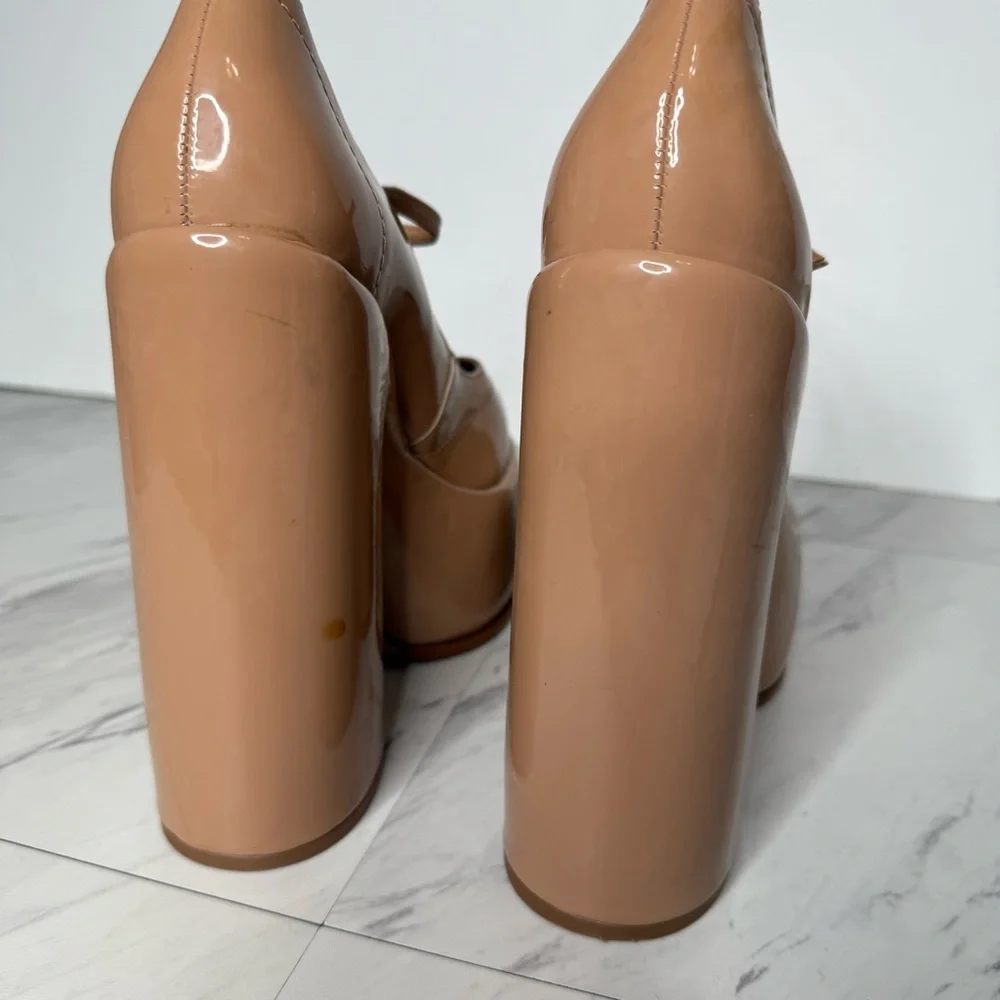 Schutz Zayne Tan Patent Platform Mary Jane 8B
